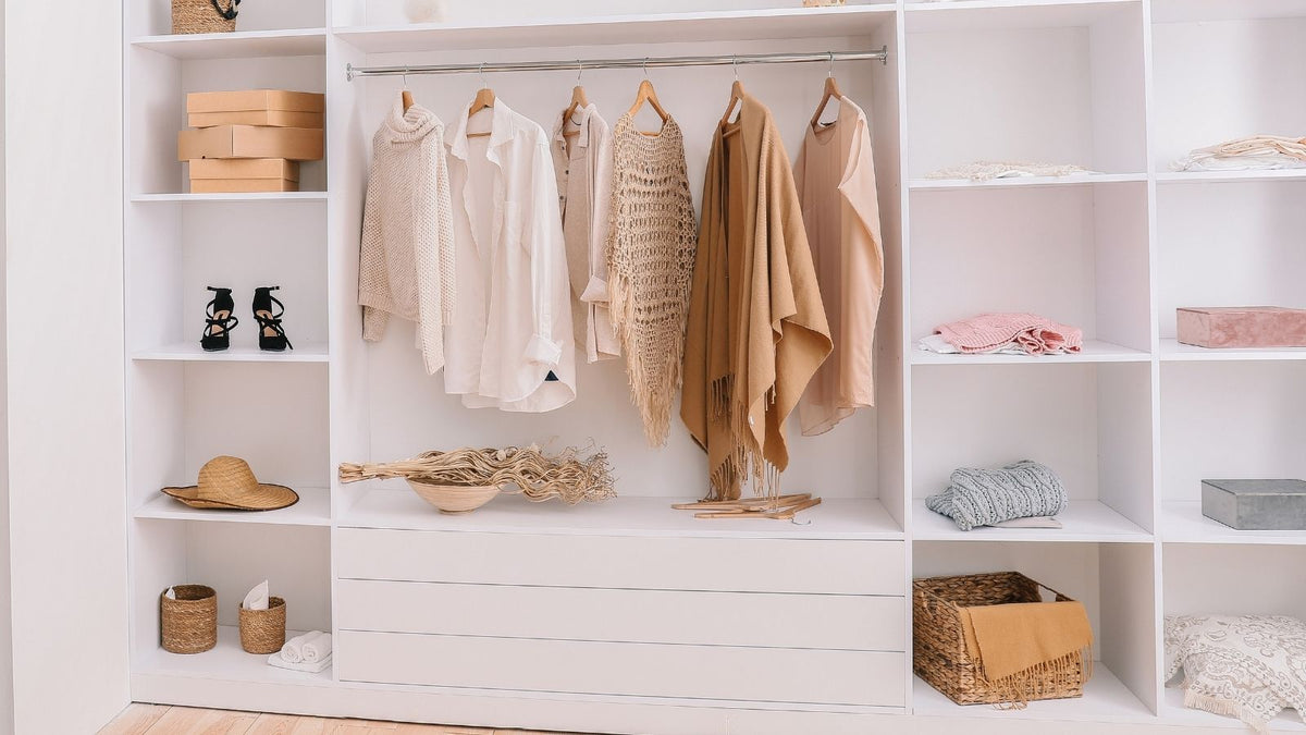 Minimizar Roupa, Maximizar Vida | Faz um detox de guarda-roupa